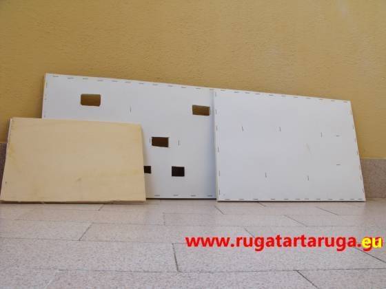 Pannelli dei laterali già rivestiti con la plastica Le Pareti in legno